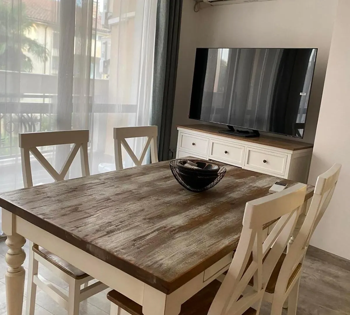 Sea Garden Apartment, Excellent Location With Free Parking Burgas